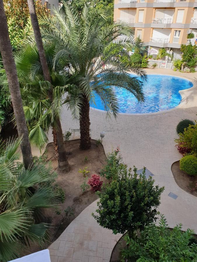 Estrella Home Салоу Екстериор снимка